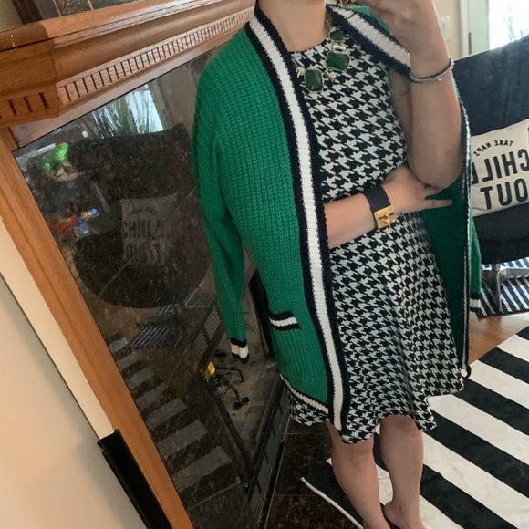 (New) H&M Houndstooth Dress - Picture 4 of 7